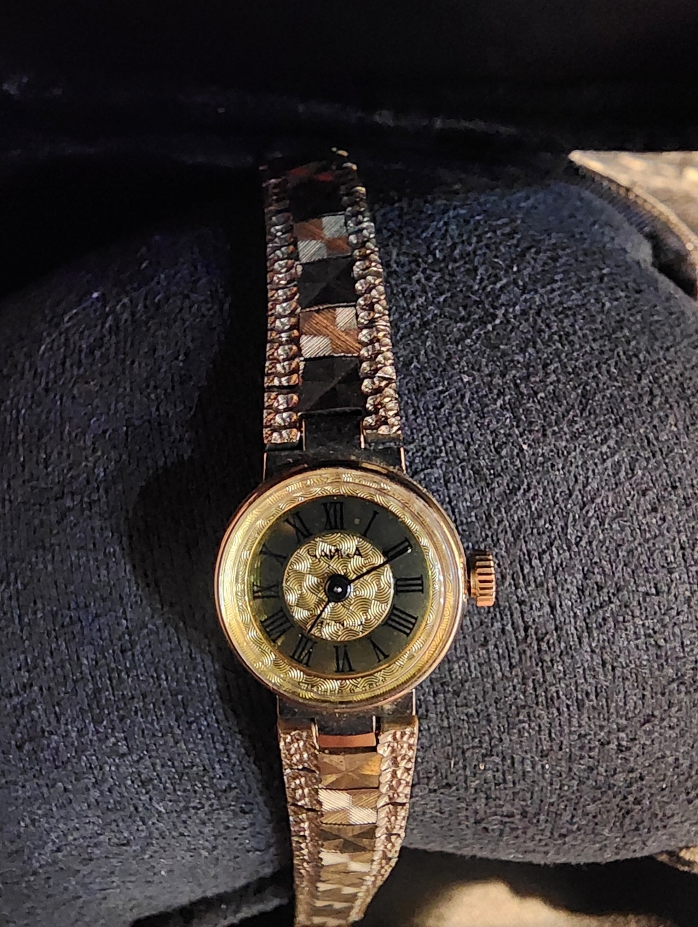 USSR Vintage Watch Seagull (Chaika), 17 Jewels - Picture 8 of 9